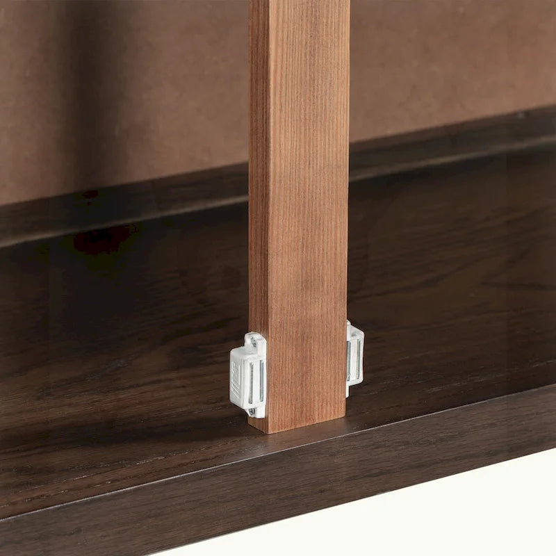 Meuble en bois avec 2 portes