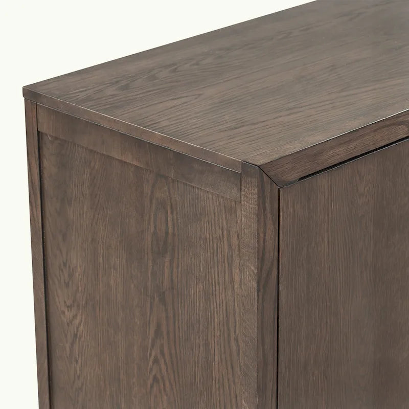 Meuble en bois avec 2 portes