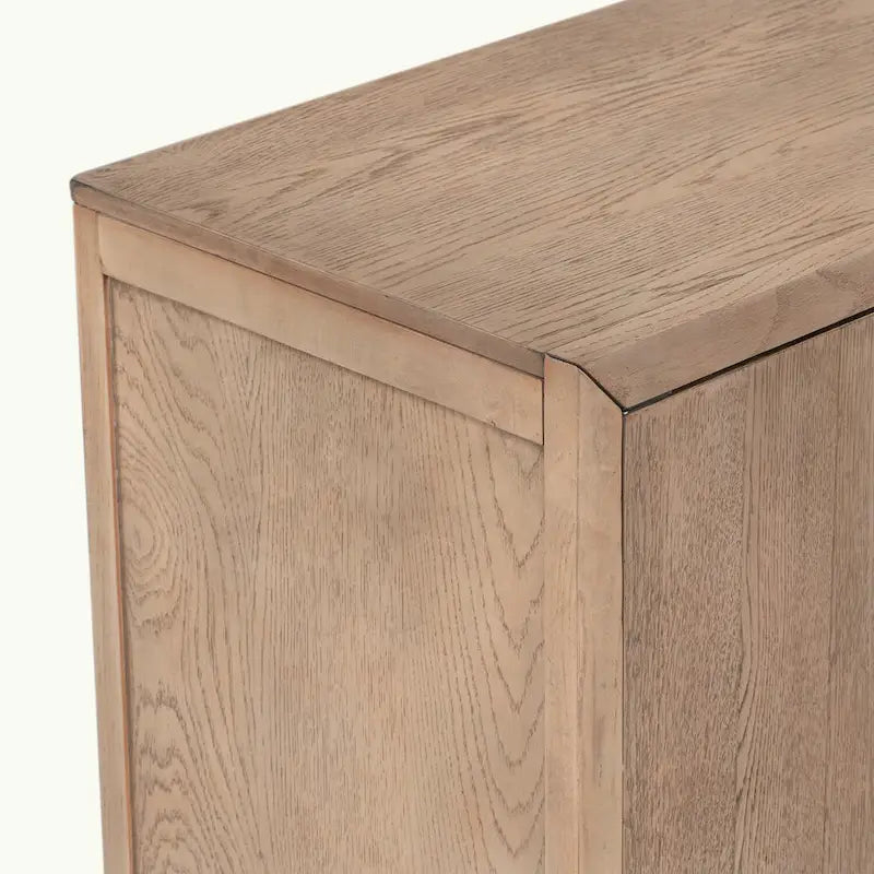 Meuble en bois avec 2 portes