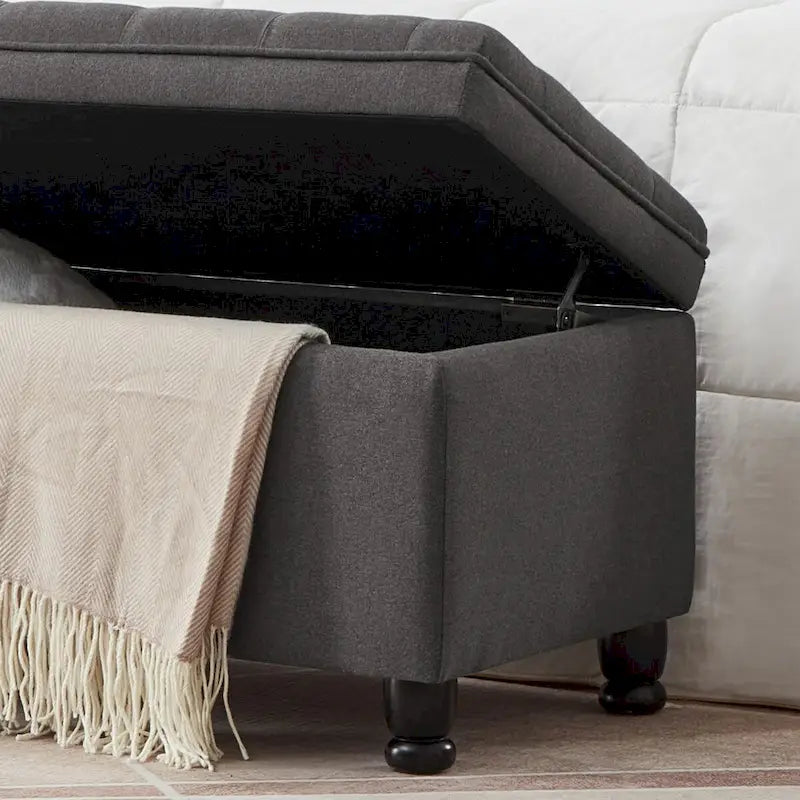 Banco de almacenamiento tapizado con botones capitoné y patas de madera torneadas - 45x18x18H