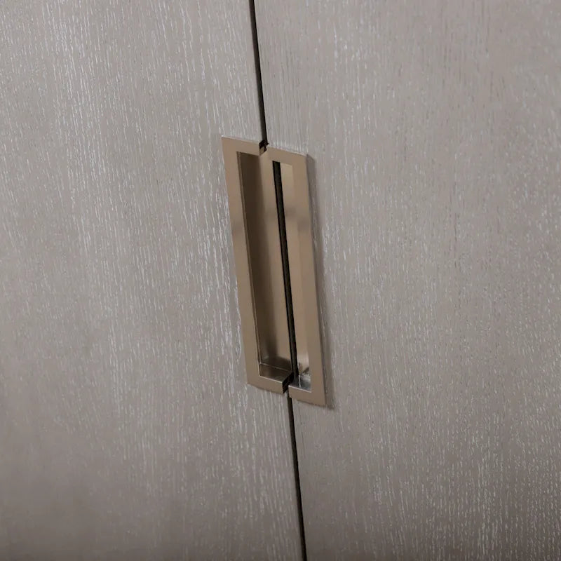 Aparador gris de madera maciza de estilo transicional (con puertas de armario)