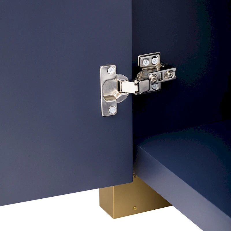 Schrank mit 4 Türen, geschwungenem Eckdesign und gewellten Türfronten