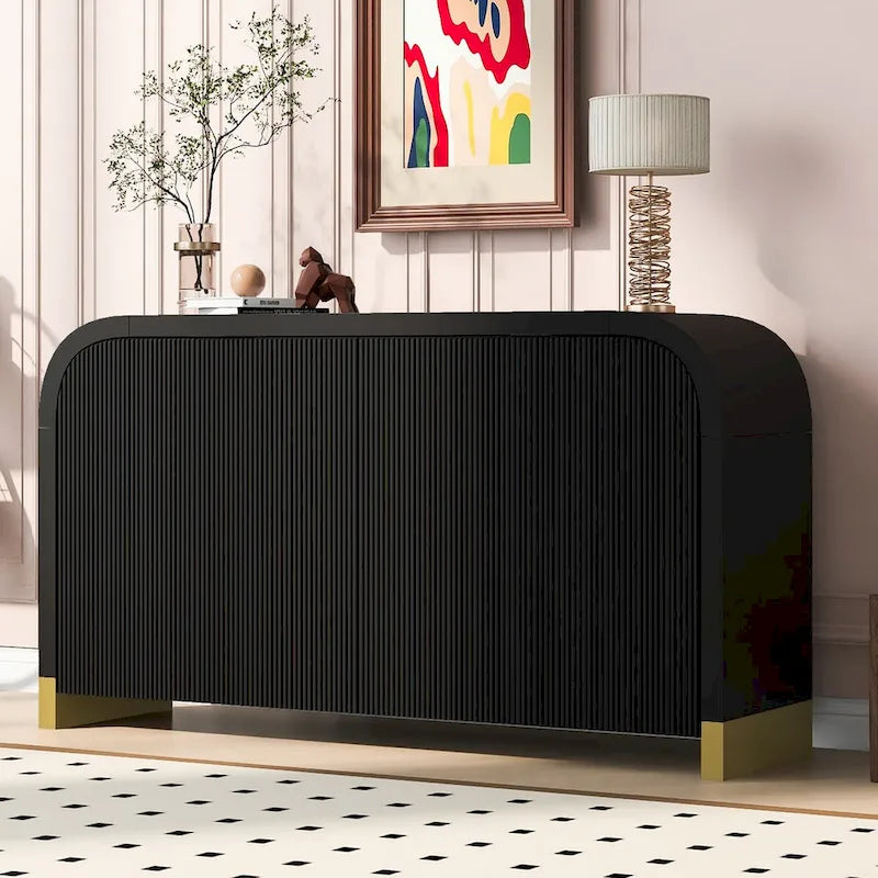 Schrank mit 4 Türen, geschwungenem Eckdesign und gewellten Türfronten